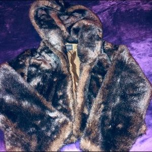 Women’s fur by Express